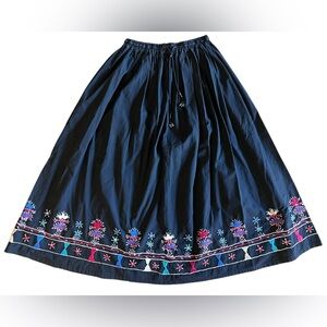 Gypsy Boho Hippie Artisan Black Embroidered Maxi Skirt Sz S Pockets Retro Folk